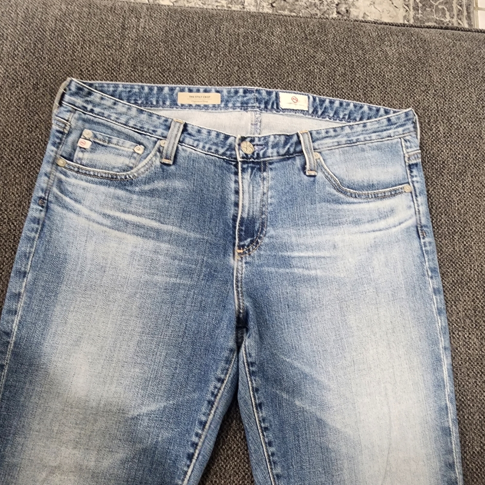 AG Adriano Goldschmied Faded Blue Cropped Jeans - Picture 10 of 12
